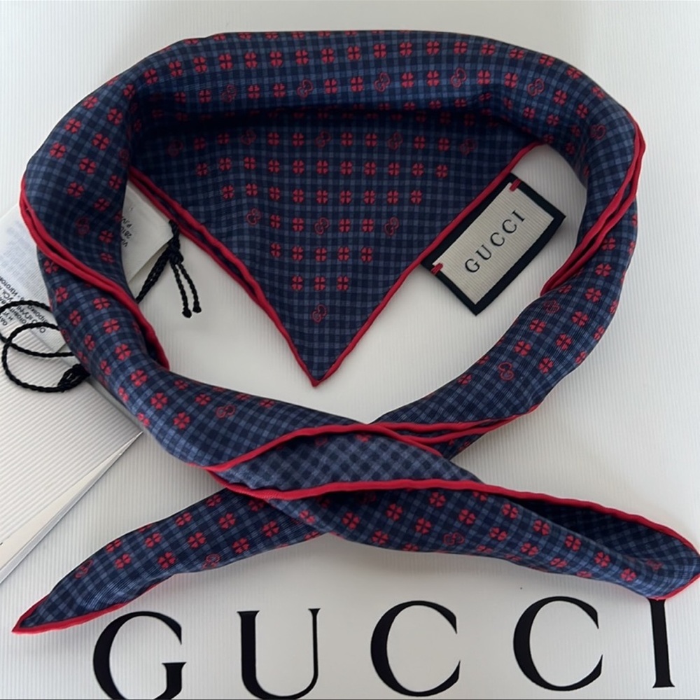 Gucci scarf